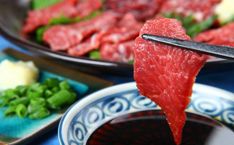 馬刺 3種 食べ比べ セット 馬刺し 大トロ 中トロ 赤身 専用醤油付き