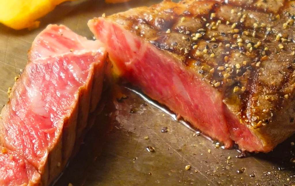 あか牛極上ヒレ＆サーロインステーキセット(あか牛ヒレステーキ150g、あか牛サーロインステーキ200g×2枚、あか牛のたれ200ml付き)