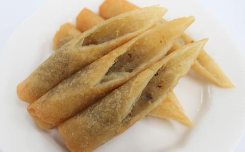 FKK19-06D_からしれんこん棒・いきなり団子棒とビール（サントリー 金麦）のセット