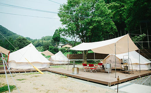 【COMMON IDOE 井戸江峡キャンプ場】手ぶらでキャンプ、いつもと違うアウトドア体験【ご宿泊割引券 3,000円分】 - 宿泊券 割引券 チケット クーポン キャンプ キャンプ場 自然 体験 宿泊 アウトドア グランピング カフェ 熊本県 甲佐町