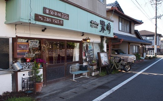 チーズ好きにはたまらない！料理屋の『濃厚チーズケーキ』 - チーズケーキ ケーキ 濃厚 デザート おやつ お菓子 洋菓子 ご褒美 スイーツ パルメザンチーズ モッツァレラチーズ 冷凍 熊本県 甲佐町