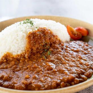 B77-12 ダ・ロープ亭　和牛トマトキーマカレー