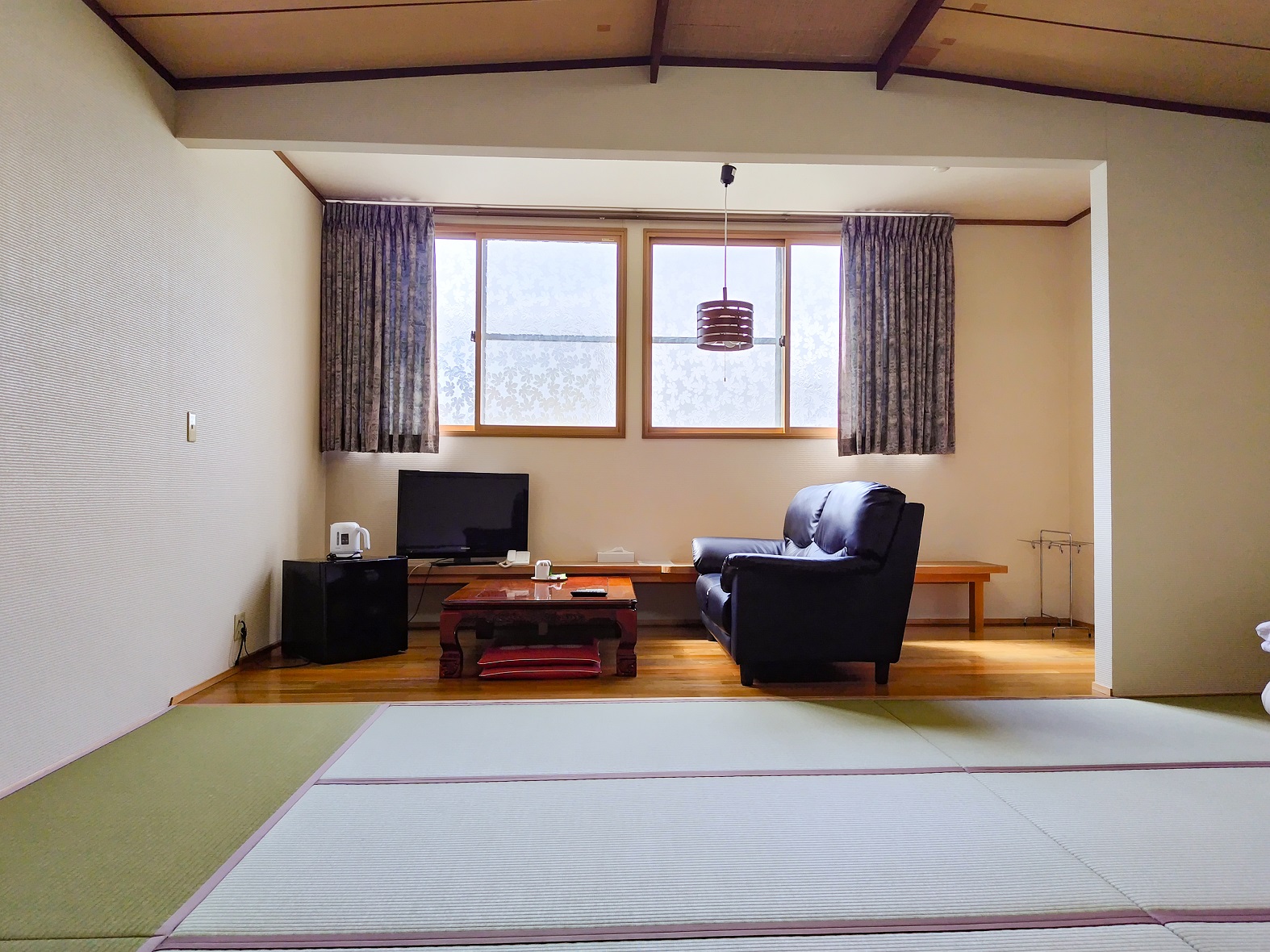 B212-18 湯浦温泉亀井荘　5,000円宿泊補助券