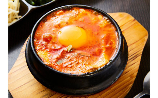 市房食堂 人気 5点セット  (黒ホルモン うまからチェンジャ 海鮮チヂミ チーズチヂミ チヂミのタレ スントウブチゲ)