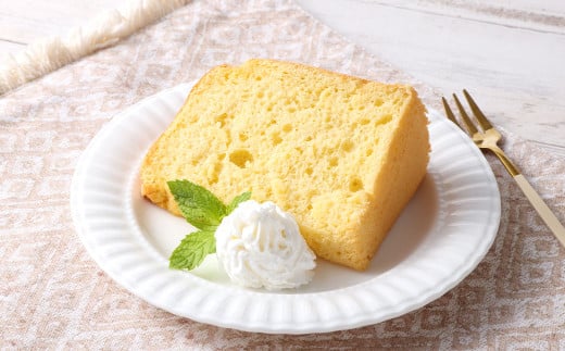 【親父のガンコとうふ】 しっとりお豆富シフォン（プレーン） 8個 シフォンケーキ ケーキ デザート スイーツ 焼き菓子 お菓子 おやつ 大豆 木綿豆腐 豆腐 個包装