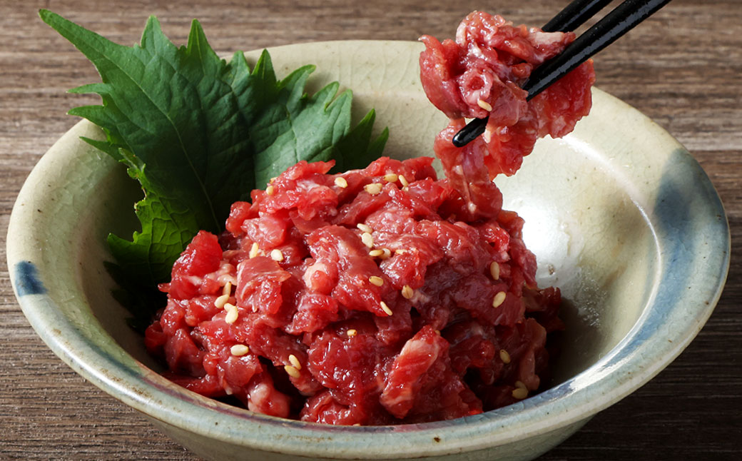 【3ヶ月定期便】 馬肉さくらユッケ250g（50g×5パック） 合計750g 馬刺 馬刺し おつまみ