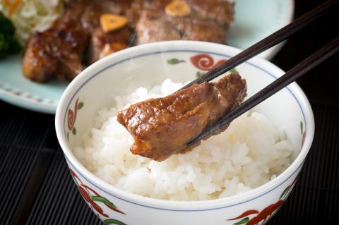 大分県産豚肩ロースの味付けポークステーキ1.2kg