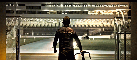 競輪選手と一緒に別府競輪場を走行・見学体験_B043-001