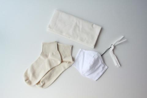 温泉染研究所 天然染色キット 【柿渋】×【湯の花】『メンズ靴下セット(25～27cm)』