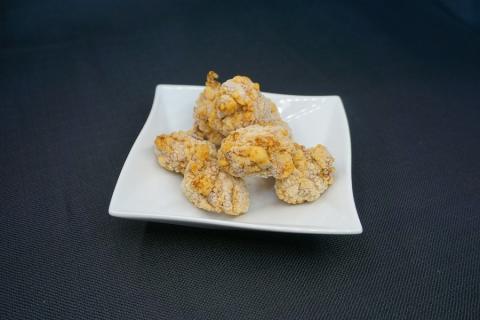 中津からあげ からあげ大吉 中津からあげ 2種類 ( もも肉 ・ ミックス 各400g × 1袋 )  | お肉 肉 鶏 鶏肉 家庭調理 中津からあげ 唐揚げ からあげ から揚げ 冷凍 冷凍食品 弁当 おかず お惣菜 おつまみ 大分県 中津市