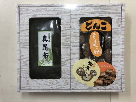 自然の恵み詰合せAセット 大分産原木どんこ椎茸85g 真昆布120g 乾燥椎茸 干し椎茸 乾し 原木椎茸 しいたけ シイタケ 大分県産 九州 産地直送  中津市: 中津市ANAのふるさと納税