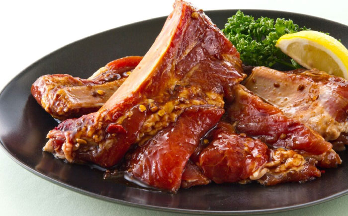 スタミナセットB 4種類　（豚スペアリブ・和牛丸腸・豚サガリ・豚ダルム）計1,130g 日田市 / 福地のうなるホルモン [ARAY002]