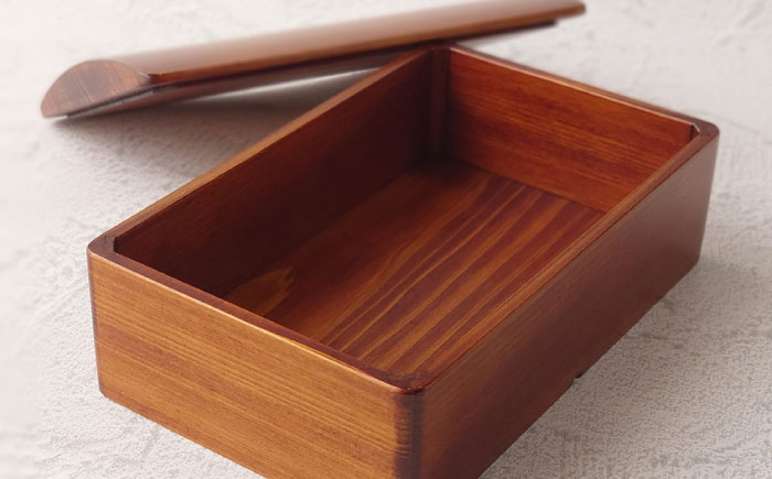 玉手箱なひのきの弁当箱(Mサイズ) 拭き漆仕上げ　日田市 / 木の蔵 仙遊 お弁当 日本製 おべんとう [ARFK002]