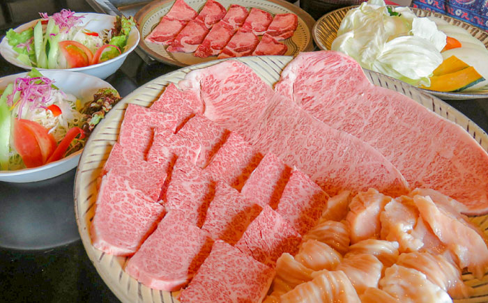 厳選和牛焼肉「五葉苑」お食事券10,000円分　日田市 / 有限会社五葉苑 焼肉 和牛 特選 [ARFZ003]