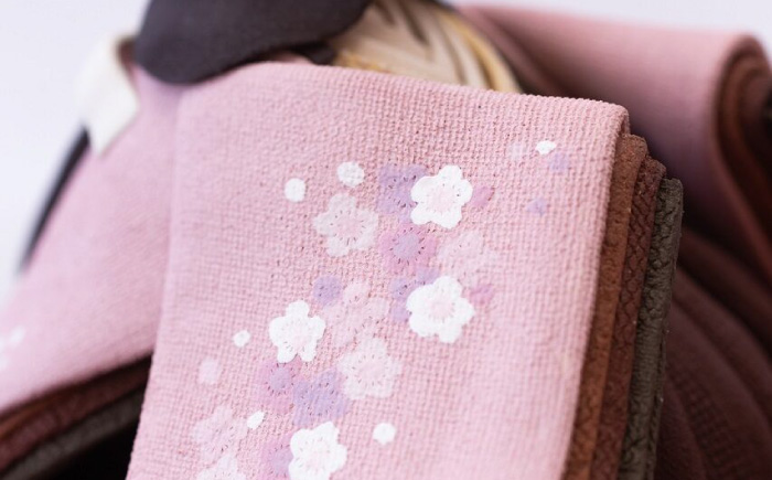 ＜選べる3種＞【女雛ピンク×男雛黒】　澤りか作　陶器製雛人形 桐箱入り 雛人形 日田市 / ギャラリー宮原 [ARBW001-003]