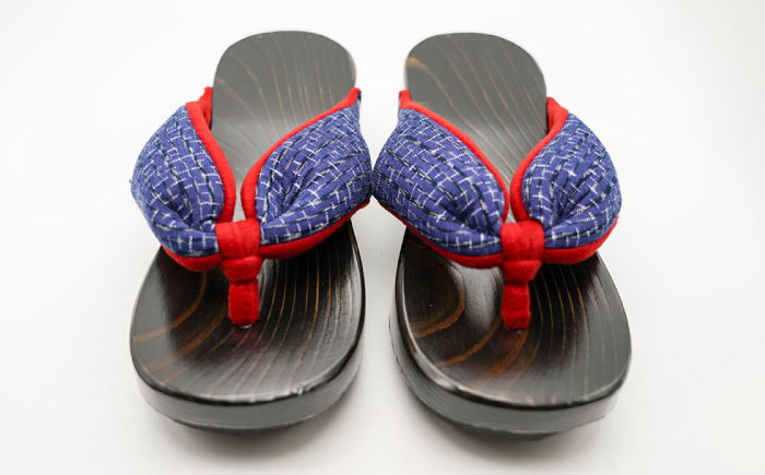 フィット履 女性用下駄 下駄 日田市 / 本野はきもの工業　久留米絣 日田杉 [ARAR002]