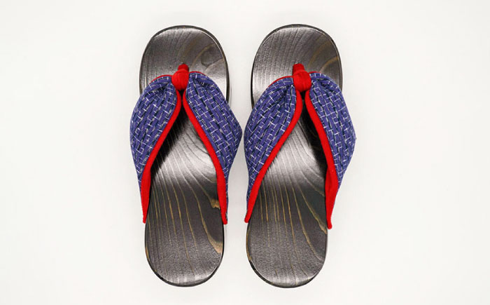 フィット履 女性用下駄 下駄 日田市 / 本野はきもの工業　久留米絣 日田杉 [ARAR002]