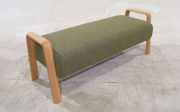 大分県産 ダイニングベンチ (バローテ#135ベンチ) ※選べる張地・ウッドカラー 　日田市 / 株式会社アサヒ [ARDD032]