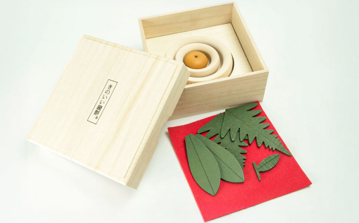 【桐箱付き】きのいい鏡餅(大)　日田市 / ウッドアート楽 お正月 飾り 鏡もち [ARDN040]