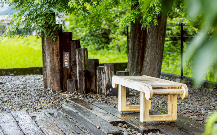 【お庭やインテリアに】腐朽や蟻害に強い！アコヤベンチ 日田市 / 日東木工 ベンチ イス 家具 [ARFA005]