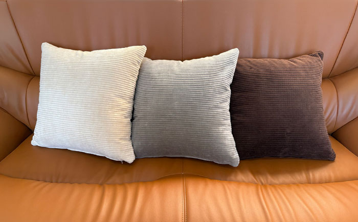 450角クッション(選べる布3種張地/計13種類)　日田市 / 有限会社中嶋木工所 ソファー クッション カバー [ARFT012]