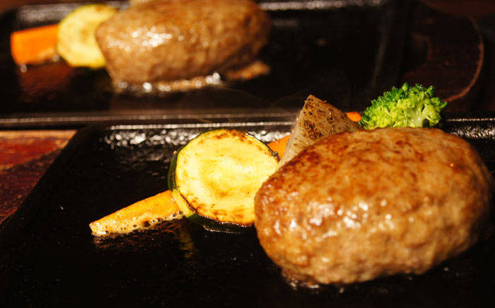 和くら 鉄板焼き ペアチケット（豊後牛 ステーキコース） ペアチケット 日田市 / 有限会社和くら [ARAE003]