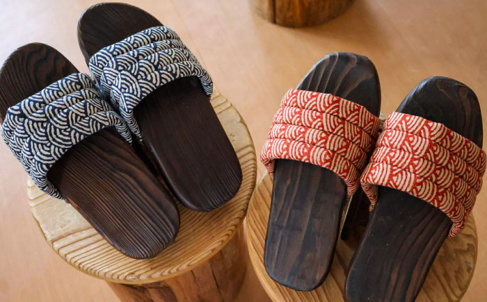 【選べるサイズ】日田杉下駄 (ムーン) 2色2足セット　日田市 / 月隈木履工業所　日田杉 外履き サンダル [ARBJ016]