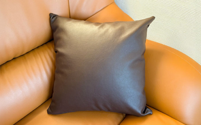 450角クッション(選べる合皮張地10種類)　日田市 / 有限会社中嶋木工所 ソファー クッション カバー [ARFT011]