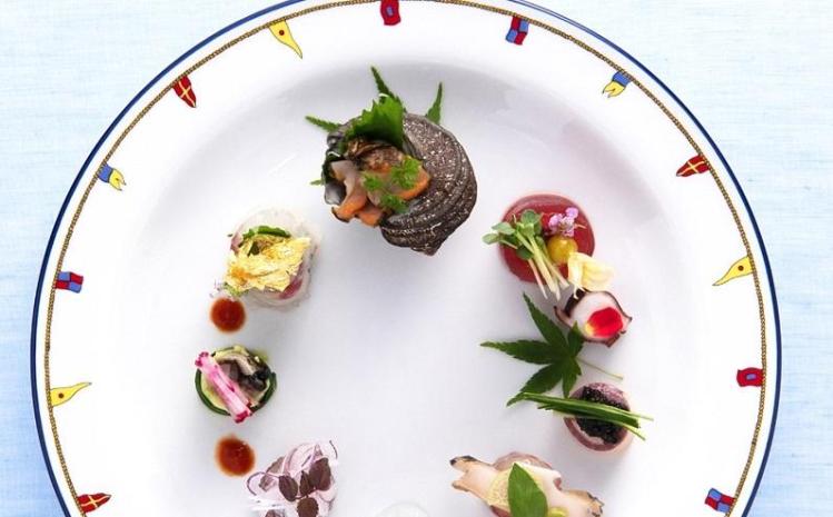 佐伯の フランス料理 ムッシュカワノ ランチ・ディナー ペア お食事 招待券 フレンチ お食事 料理 大分県 佐伯市 【FM02】【フランス料理ムッシュカワノ】