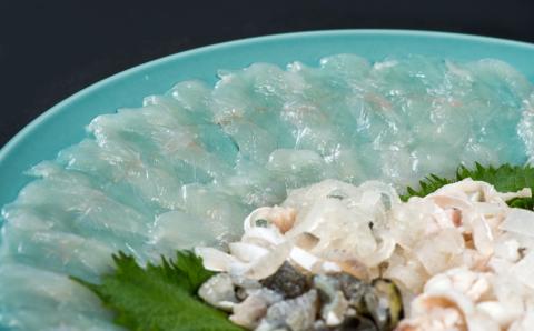 明治より和食一筋の老舗料亭★喜楽庵　養殖トラフグ刺し（3人前）［冷蔵］