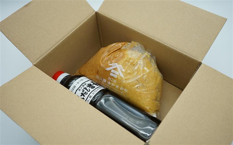 カニ醤油の人気商品がコンビになって登場！手詰め味噌＆黒だし番長セット