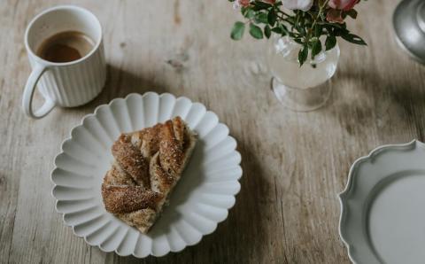 〔臼杵焼〕輪花プレート（2枚セット）