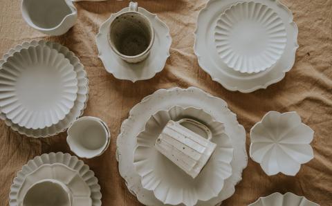 〔臼杵焼〕輪花十二弁皿（SS）【２枚セット】