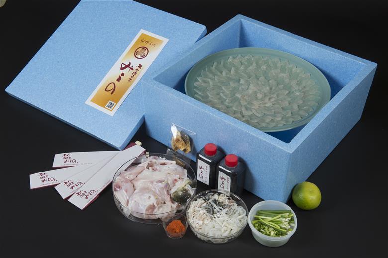 トラフグ刺しふぐ鍋セット（3～4人前）［冷蔵］ふぐ料理・うなぎ料理専門店！「四季亭みえの」