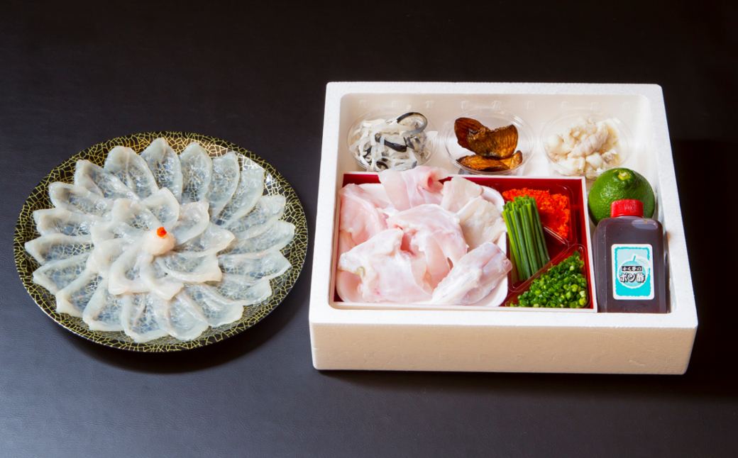 【年内・年末年始発送可】臼杵トラフグ刺しふぐ鍋セット（3人前）［冷蔵］ふく亭別館・高島水産