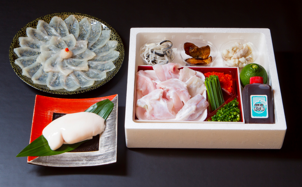 【年内・年末年始発送可】臼杵トラフグ刺しふぐ鍋セット（3人前）【白子付】［冷蔵］ふく亭別館・高島水産