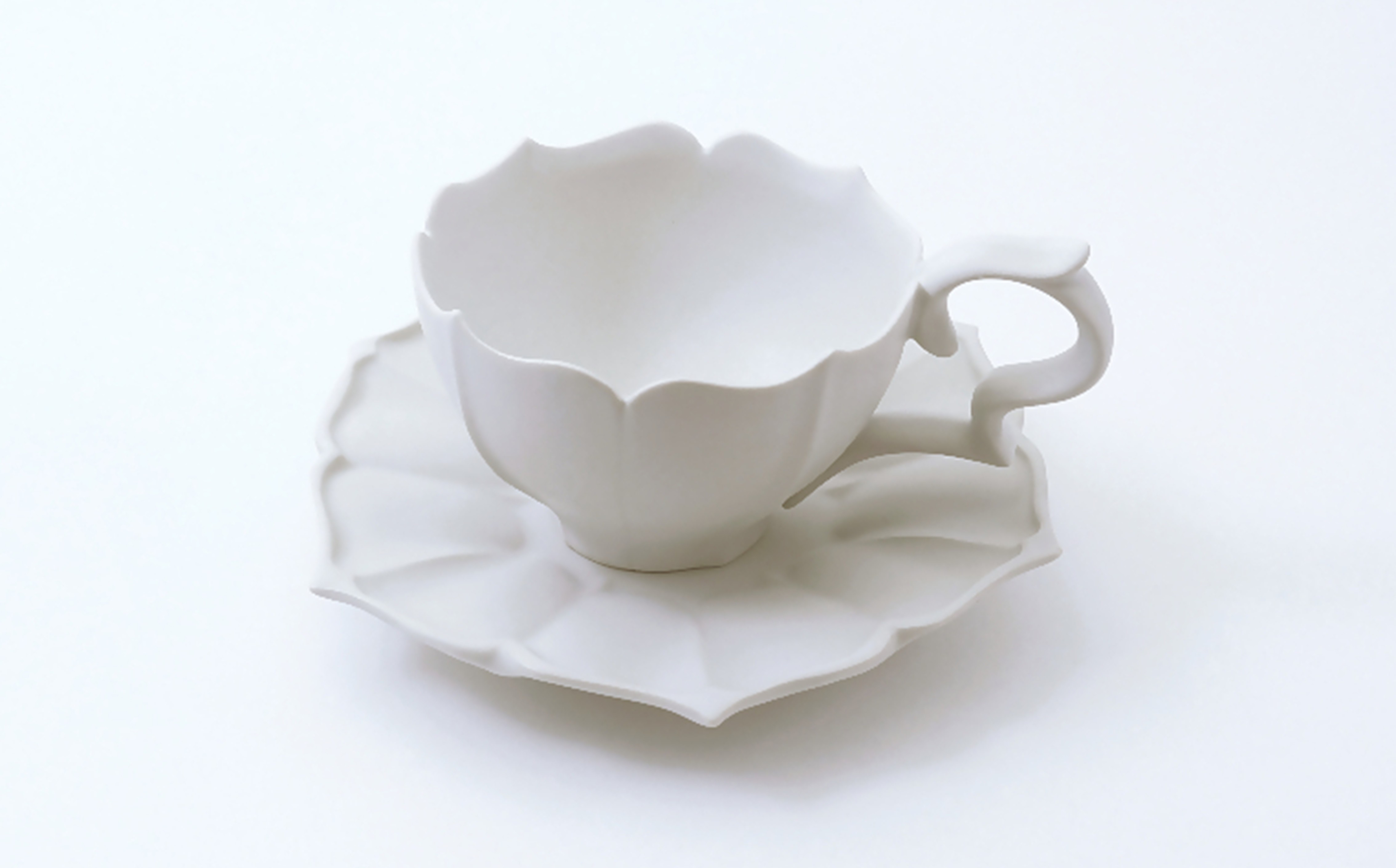 〔臼杵焼〕稜花ティーカップ＆ソーサー【1客】