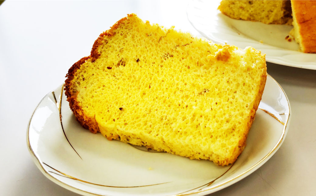 シェフ手作り ふわふわバナナシフォンケーキ 1個（ホール：直径17cm）【ぞんた～くひかり】焼き菓子 ケーキ