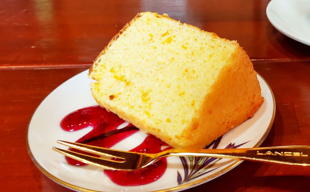 シェフ手作り ふわふわオレンジシフォンケーキ 1個（ホール：直径17cm）【ぞんた～くひかり】焼き菓子 ケーキ