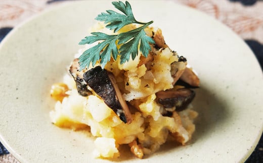 大分県産原木栽培乾しいたけ 上香信 450g（90g ×5袋）