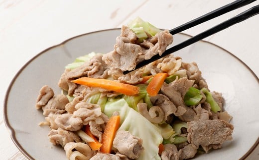 【数量限定】豚モモ切り落とし 約900g×2袋 計約1.8kg 【2026年1月下旬-2月下旬まで順次発送】