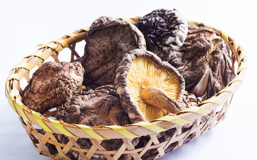 大分県産原木栽培乾しいたけ 上香信 450g（90g ×5袋）