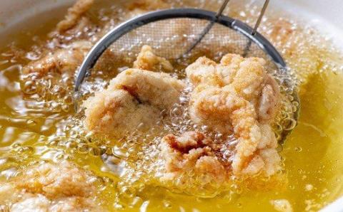 【年内配送】【最短3営業日発送】 唐揚げ 骨なし 大分からあげ 700g(350g×2袋) からあげ 小分け 鶏肉 揚げ物 お弁当 惣菜 揚げるだけ おつまみ 人気 冷凍