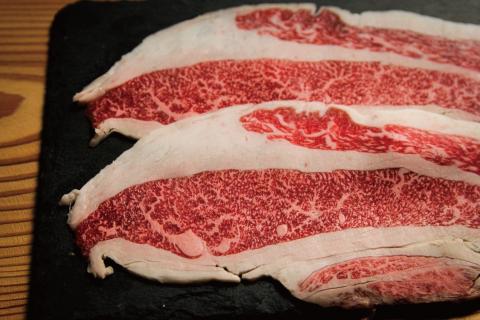 【年内配送】【スピード発送】 黒毛和牛 すき焼き カルビ (600g) おおいた和牛 A4~A5 片桐さん 牛肉 和牛 バラ ブリスケ 九州産 すき焼 九州 ブランド牛
