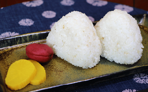 精白 ハトムギ 300g×3袋（ひきわりタイプ） はとむぎごはん 健康 美容 栄養 ご飯 国産 はと麦 はとむぎ スーパーフード 食物繊維 健康食品 穀物 【スピード発送】