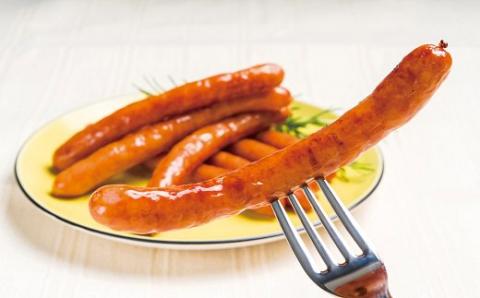 【年内配送】【スピード発送】 ウインナー 600g前後(4、5人前) ソーセージ ロング JAS特級 あらびき 豚肉 ボリューム 焼き肉 バーベキュー 惣菜 弁当 BBQ 人気 おつまみ 食品 おかず 粗挽き キャンプ 国産