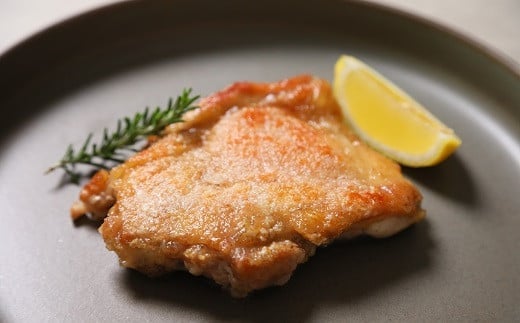 鶏肉 ハーブ鶏 もも・ムネ肉セット (各2kg) 業務用 冷蔵 国産 九州 胸肉 鶏むね 鶏もも 鶏 大分県産