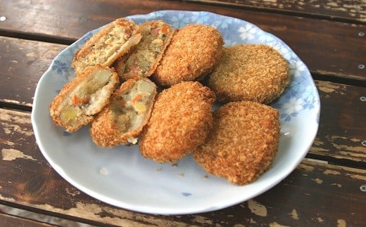 昔なつかし コロッケ (10個入) おから 牛肉 和牛 グルメ 人気 揚げ物 夕飯 お弁当 惣菜 ころっけ 冷凍 【スピード発送】