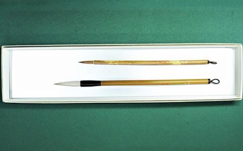 筆工房楽々堂の書道筆　大小2本セットA　(細筆・中筆)＜054-007_5＞