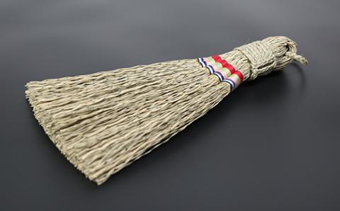 卓上ほうき（長さ約30cm）[大分県国東半島産の七島藺（しちとうい）使用] ＜071-006_5＞